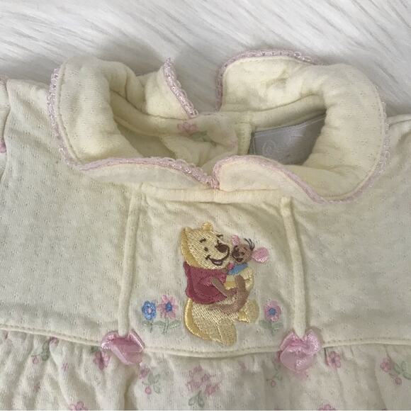 Walt Disney Collection Vintage Winnie The Pooh Baby Footie Onesie Size 3 MOS - Picture 6 of 10